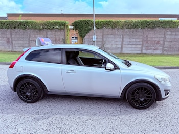 Used Volvo C30 2011 for sale - 75869586: Photo