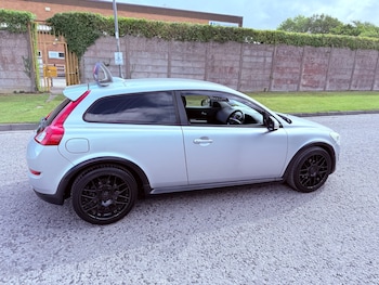 Used Volvo C30 2011 for sale - 75869586: Photo