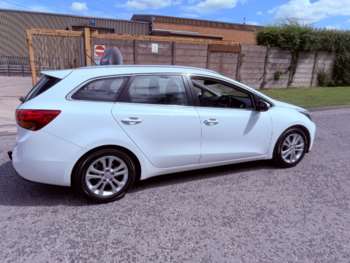 Used Kia Ceed 2014 for sale - 75121589: Photo