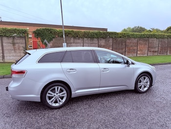 Used Toyota Avensis 2010 for sale - 76148508: Photo 3