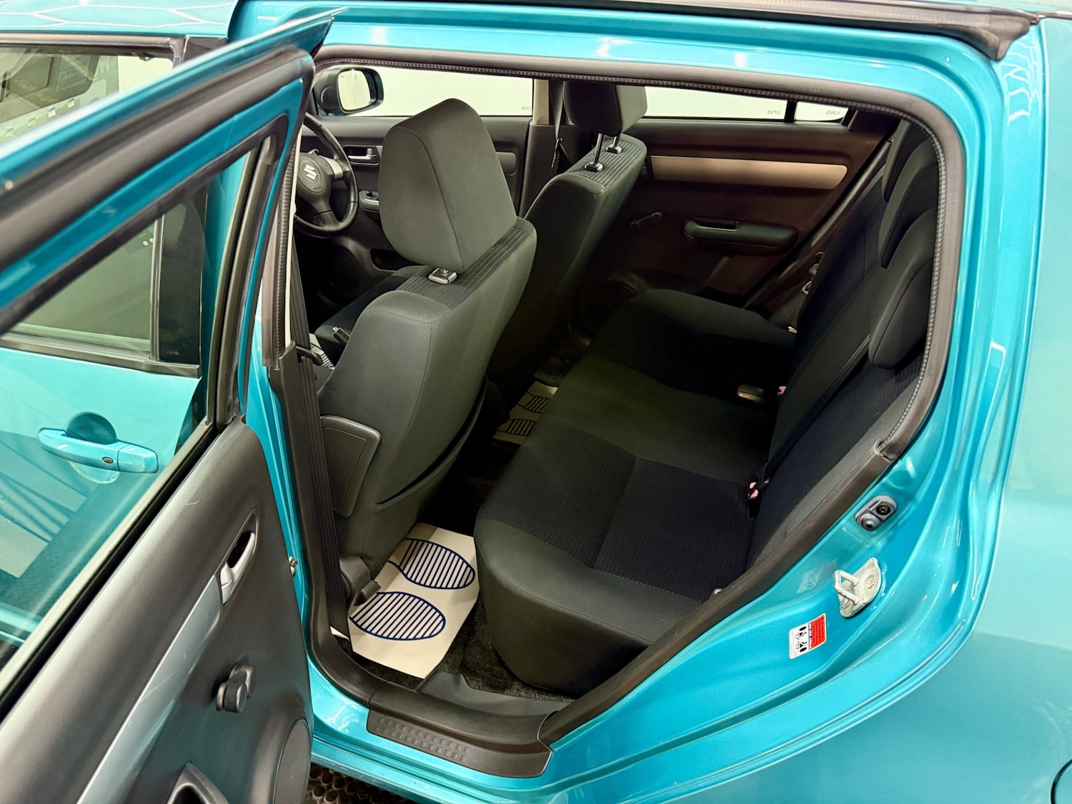 Used Suzuki Swift 2009 for sale - 78018660: Photo 17