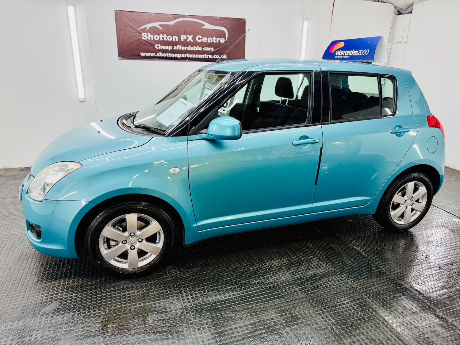 Used Suzuki Swift 2009 for sale - 78018660: Photo 2