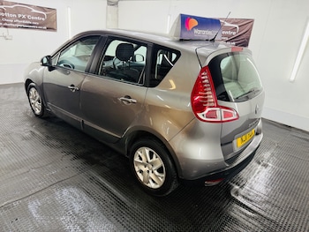 Used Renault Scenic 2011 for sale - 78900842: Photo