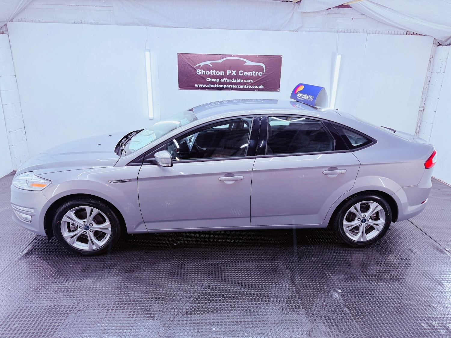 Used Ford Mondeo 2014 for sale - 77106162: Photo 2