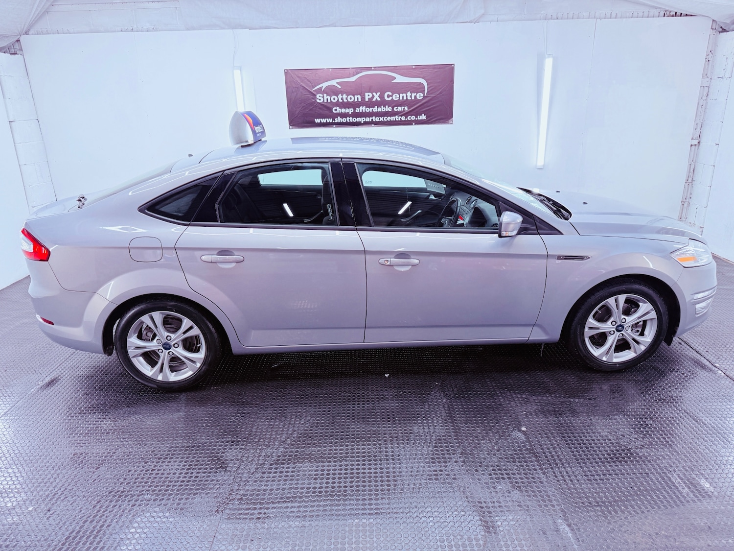Used Ford Mondeo 2014 for sale - 77106162: Photo 9