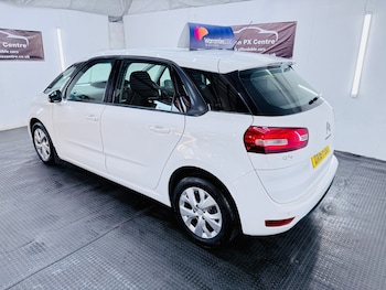 Used Citroen C4 Picasso 2016 for sale - 78546042: Photo