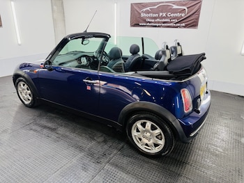 Used MINI Convertible 2005 for sale - 79560088: Photo
