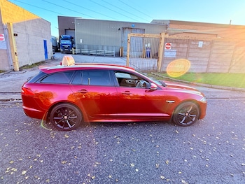 Used Jaguar XF 2015 for sale - 76322548: Photo