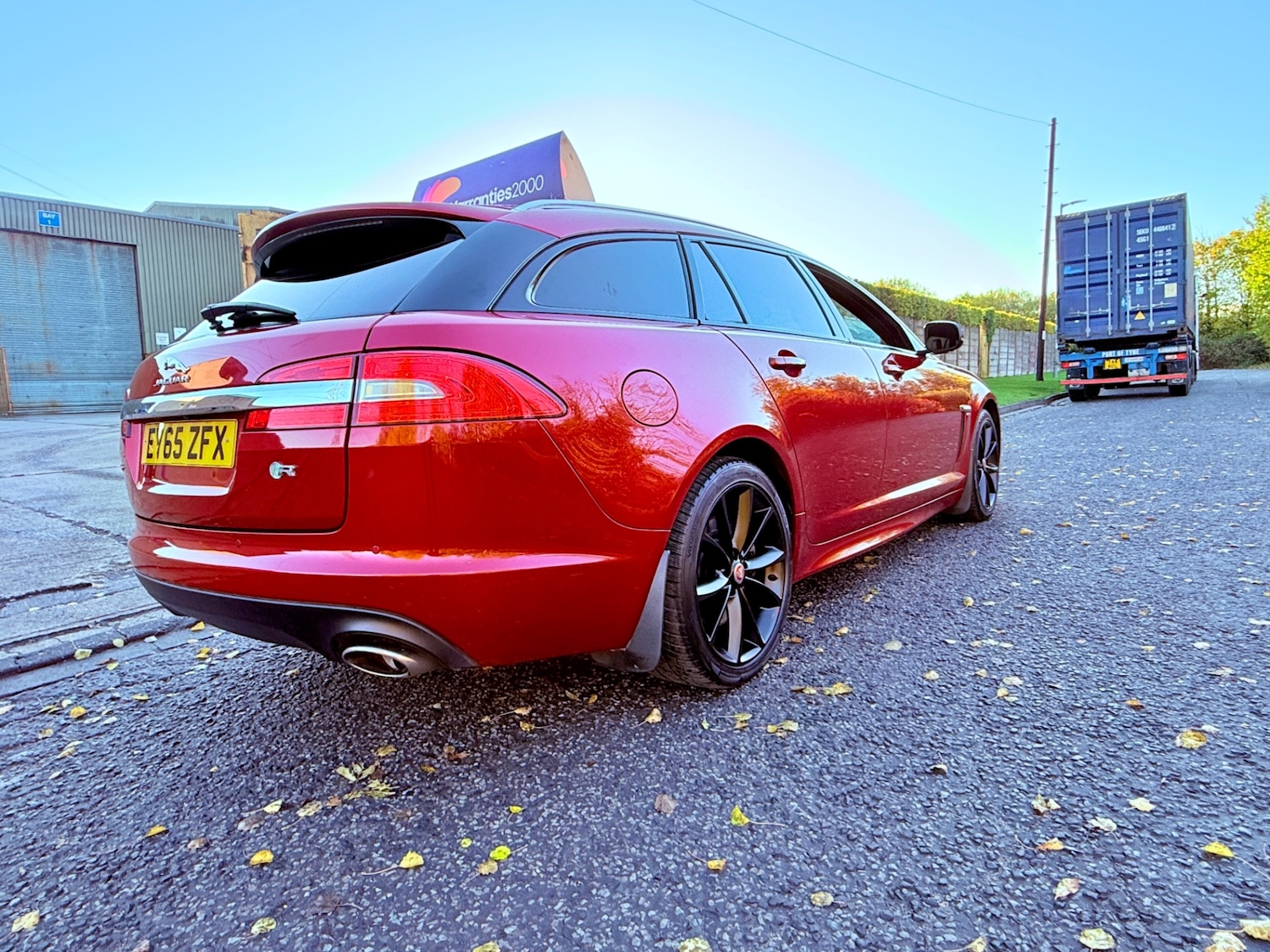 Used Jaguar XF 2015 for sale - 76322548: Photo 4