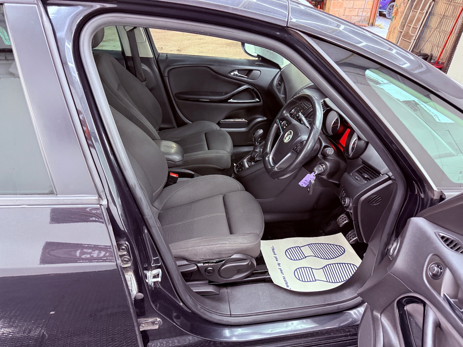 Used Vauxhall Zafira 2015 for sale - 76497206: Photo 11