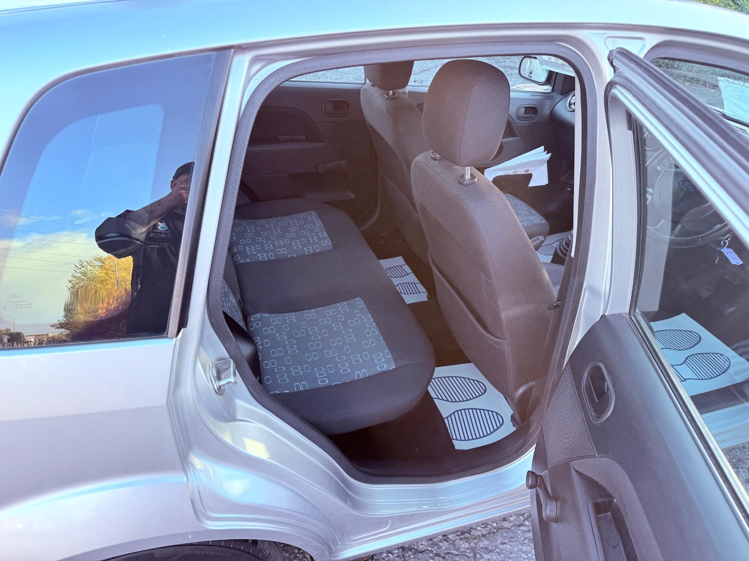 Used Ford Fiesta 2004 for sale - 76401971: Photo 16