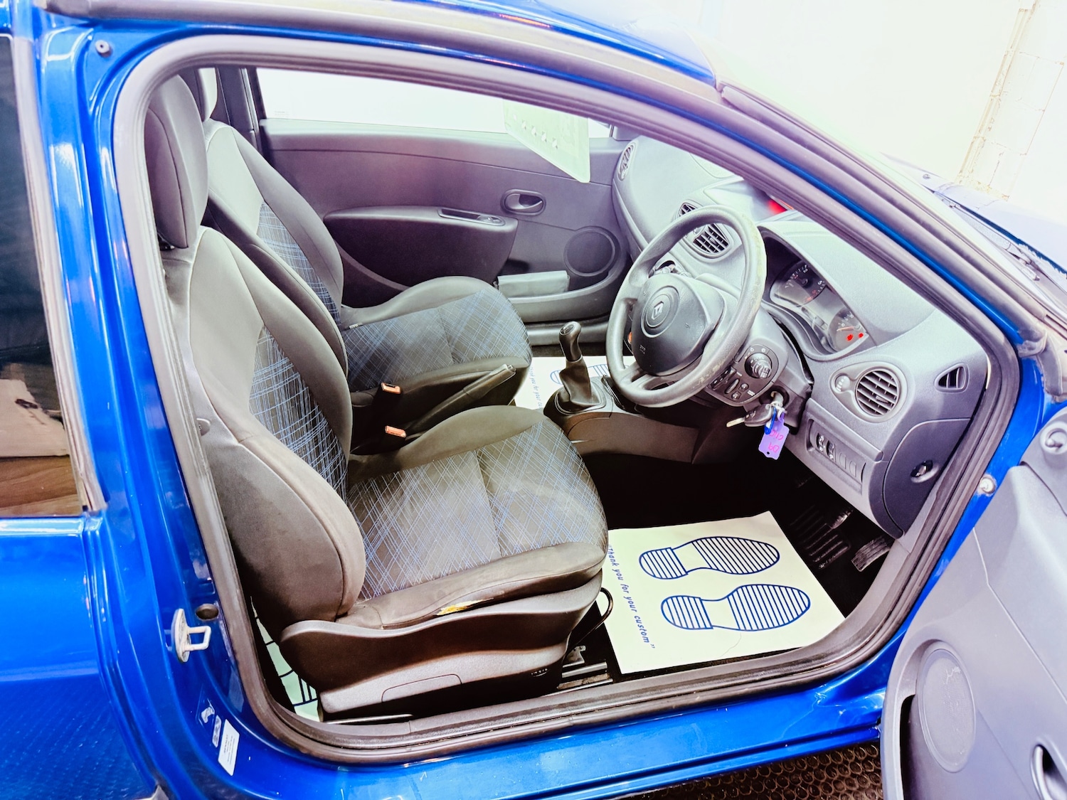 Used Renault Clio 2009 for sale - 77403883: Photo 14