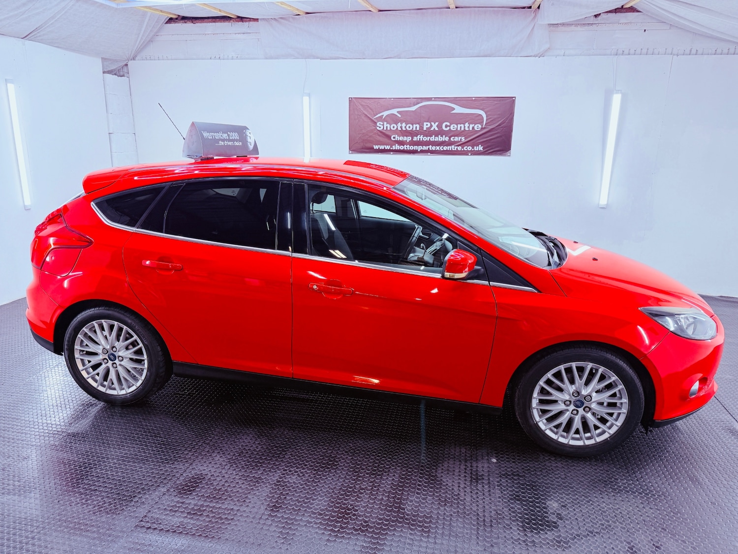 Used Ford Focus 2013 for sale - 77140877: Photo 9