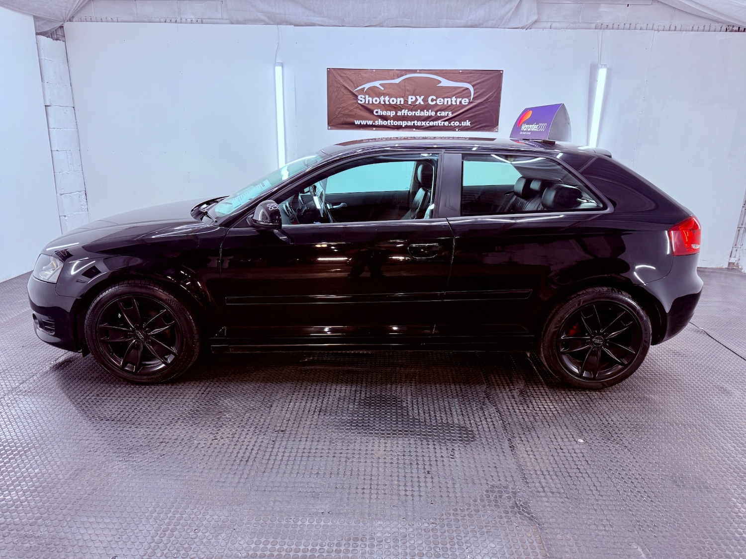 Used Audi A3 2010 for sale - 76945311: Photo 2