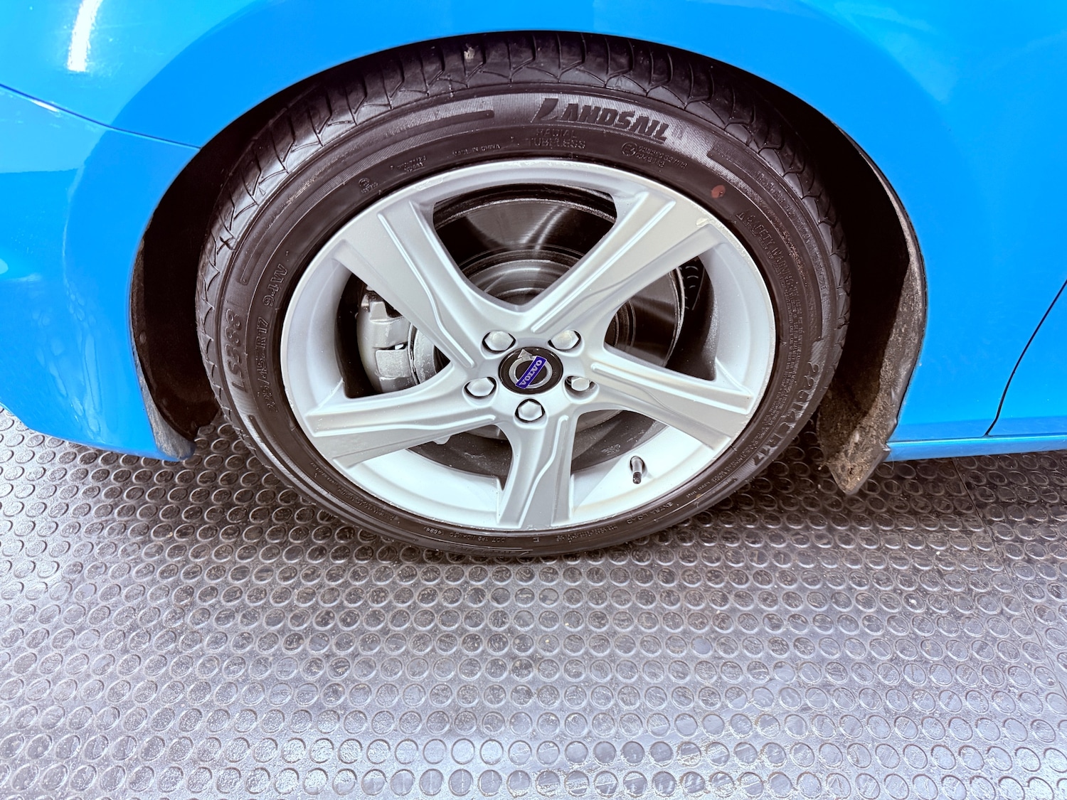 Used Volvo V40 2016 for sale - 77180311: Photo 9