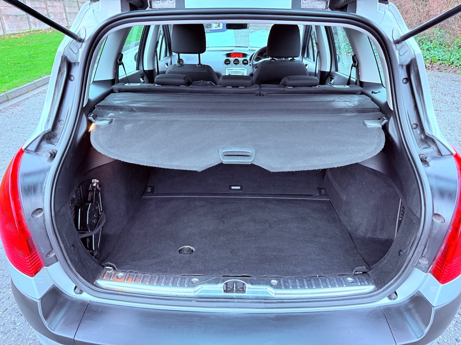 Used Peugeot 308 2013 for sale - 76605505: Photo 15