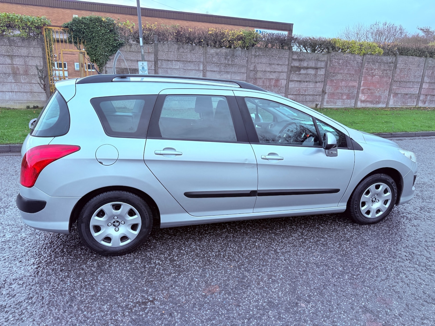 Used Peugeot 308 2013 for sale - 76605505: Photo 3