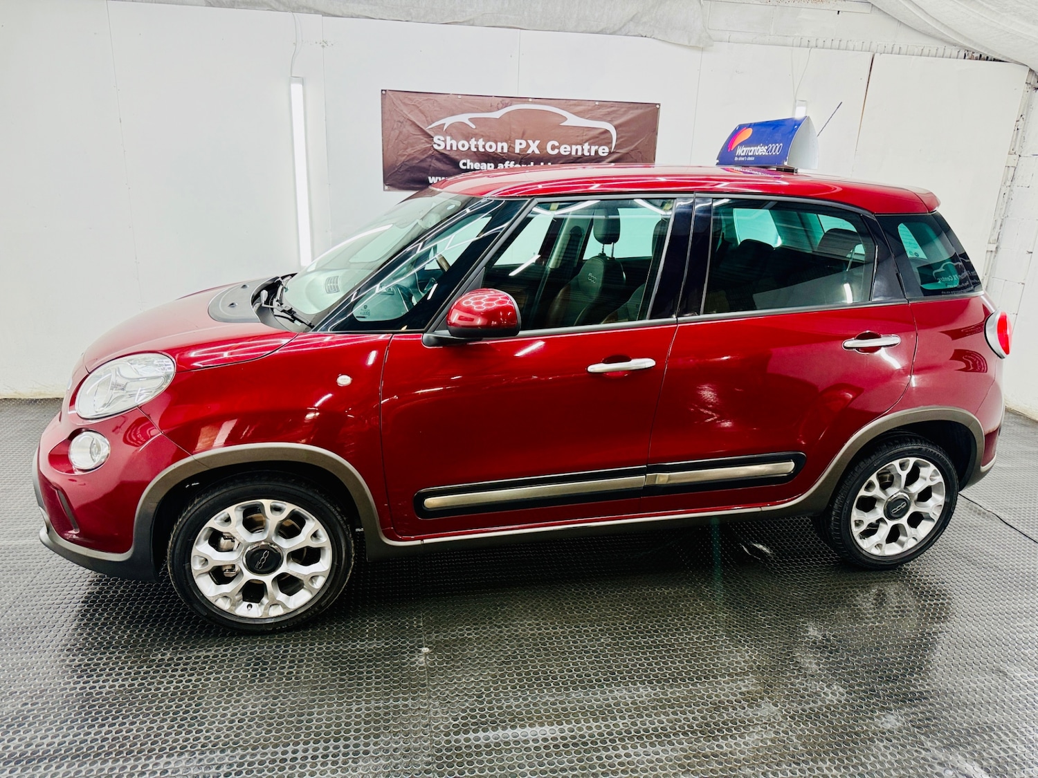 Used Fiat 500L 2015 for sale - 78080779: Photo 2