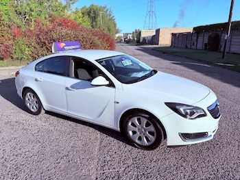 Vauxhall - Insignia