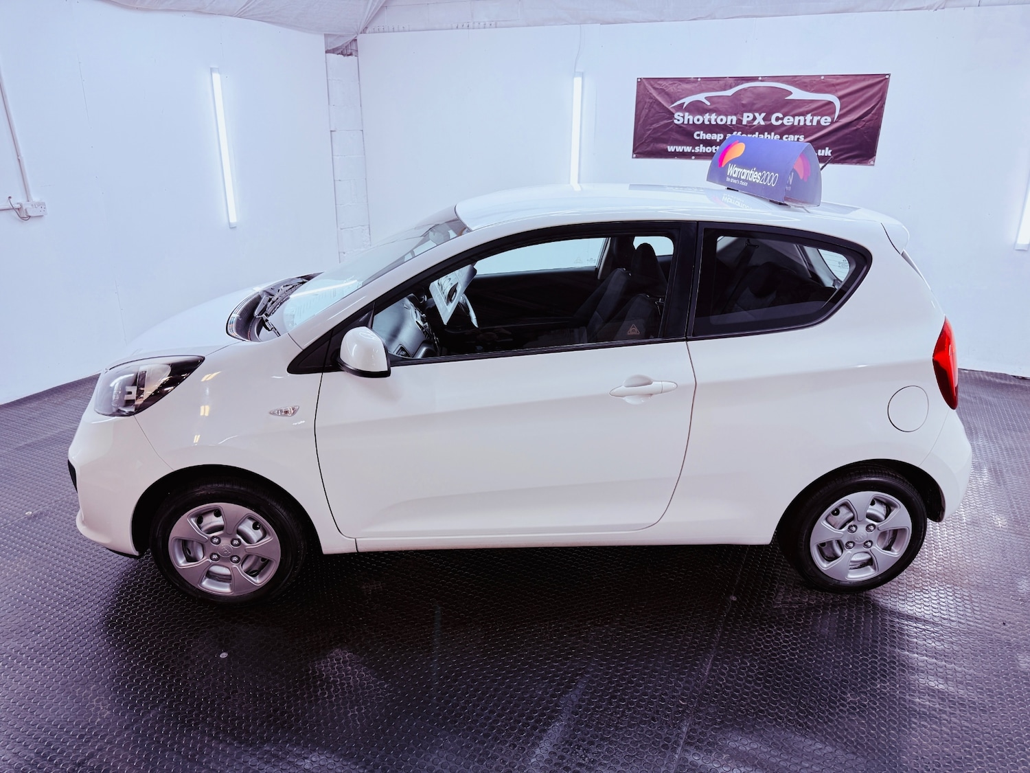 Used Kia Picanto 2012 for sale - 76737961: Photo 2