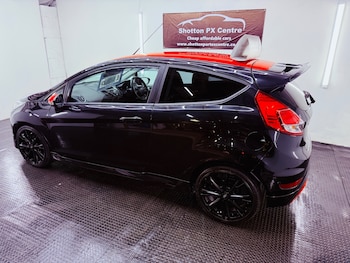 Used Ford Fiesta 2015 for sale - 77517720: Photo
