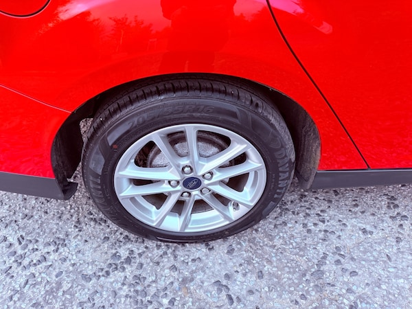 Used Ford Focus 2015 for sale - 76218947: Photo 12
