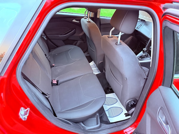 Used Ford Focus 2015 for sale - 76218947: Photo 14