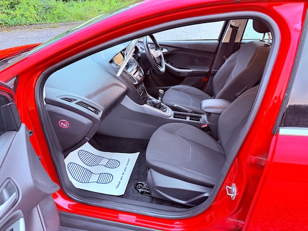 Used Ford Focus 2015 for sale - 76218947: Photo 16
