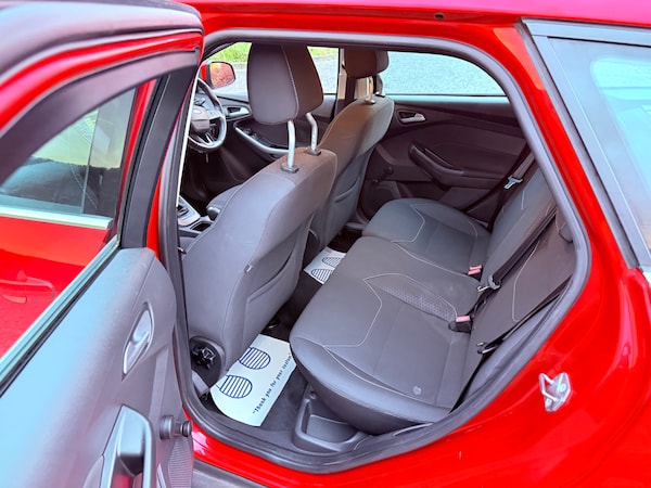 Used Ford Focus 2015 for sale - 76218947: Photo 17