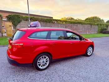 Used Ford Focus 2015 for sale - 76218947: Photo 3