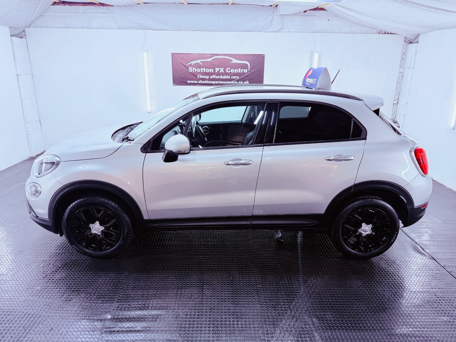 Used Fiat 500X 2016 for sale - 77063869: Photo 2