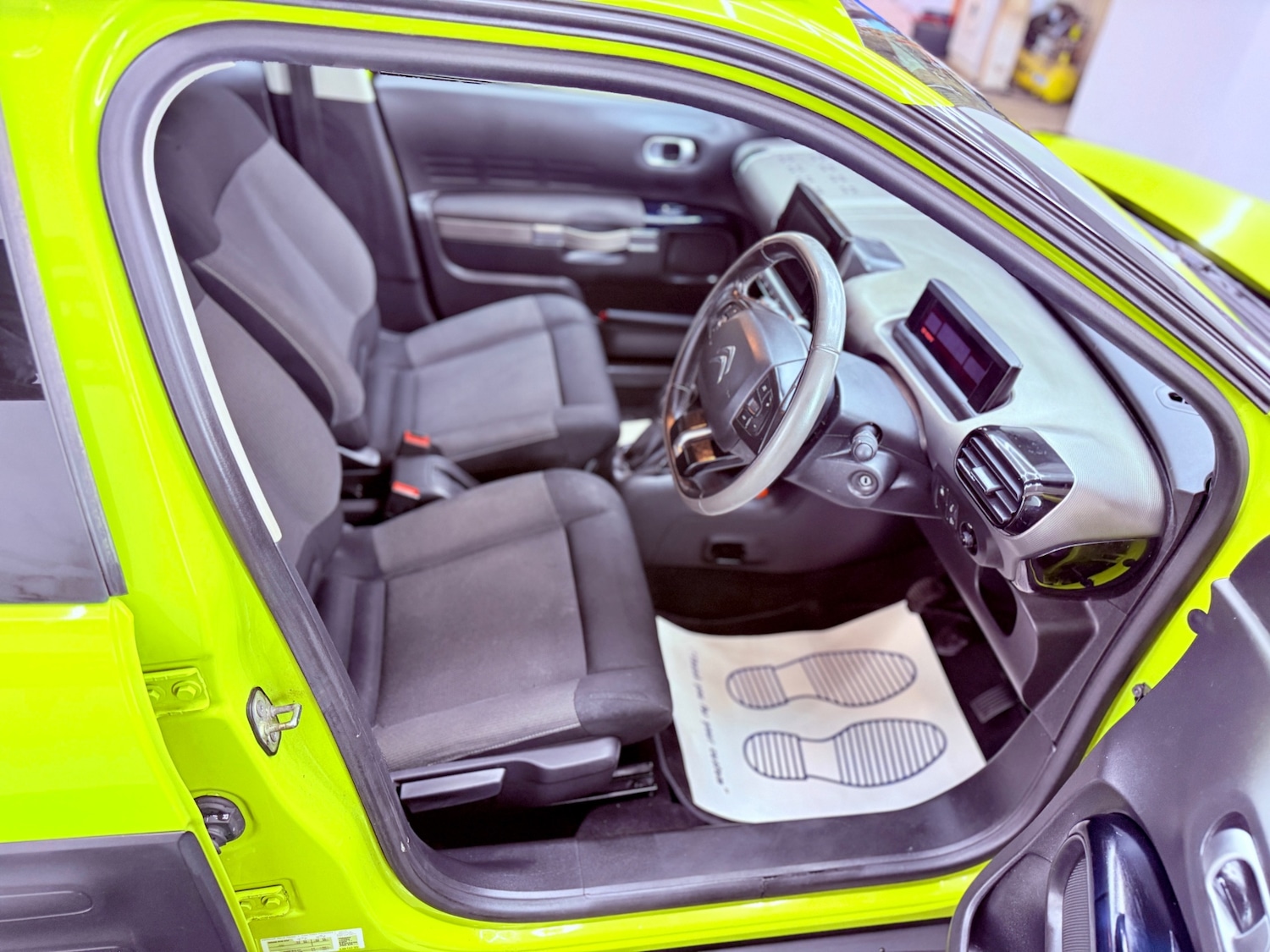 Used Citroen C4 Cactus 2014 for sale - 77260986: Photo 14