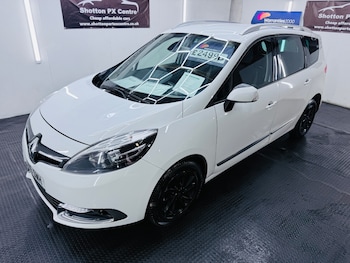 Used Renault Grand Scenic 2016 for sale - 78521943: Photo
