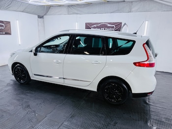 Used Renault Grand Scenic 2016 for sale - 78521943: Photo
