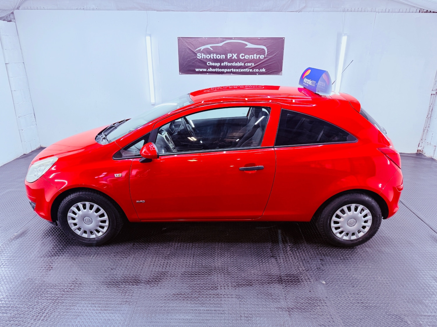 Used Vauxhall Corsa 2009 for sale - 77208310: Photo 2