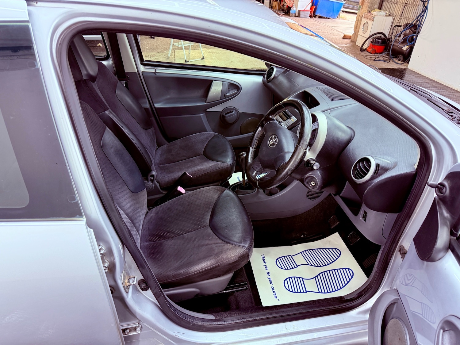 Used Toyota AYGO 2009 for sale - 77635280: Photo 16