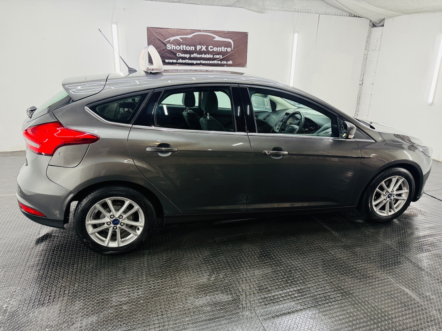 Used Ford Focus 2016 for sale - 78001527: Photo 11