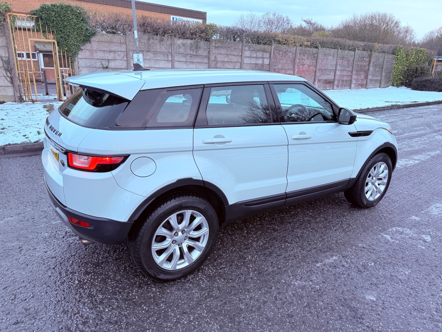 Used Land Rover Range Rover Evoque 2015 for sale - 76651295: Photo 3