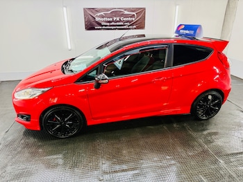 Used Ford Fiesta 2016 for sale - 79552341: Photo