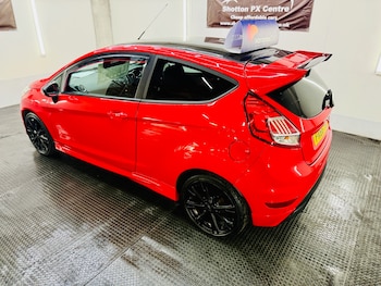 Used Ford Fiesta 2016 for sale - 79552341: Photo