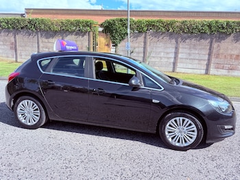 Used Vauxhall Astra 2015 for sale - 75805789: Photo
