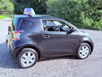 Used Toyota IQ 2010 for sale - 75304592: Photo