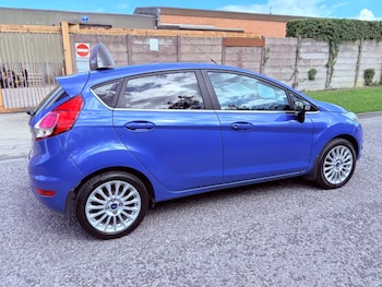 Used Ford Fiesta 2013 for sale - 75475549: Photo