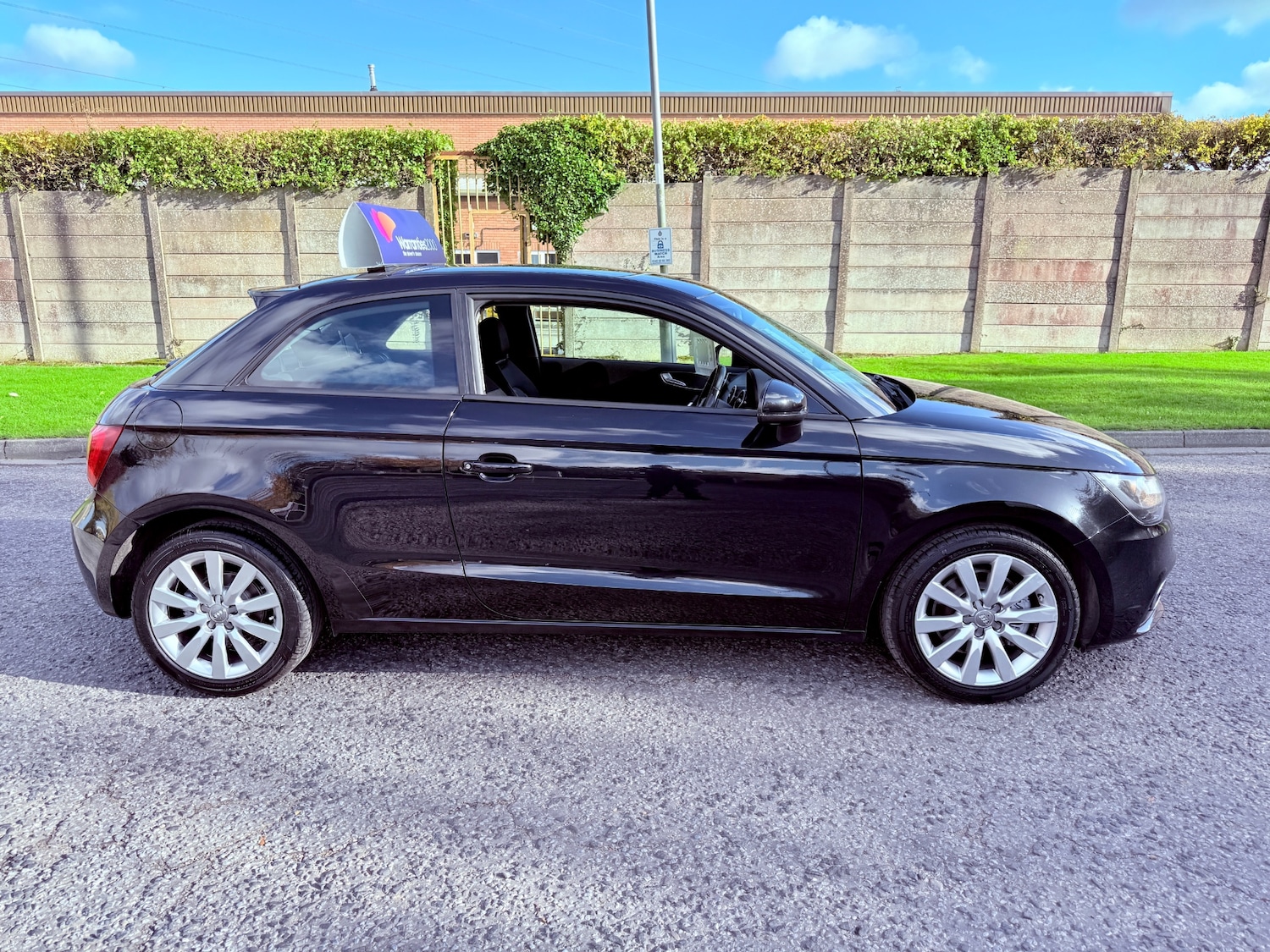 Used Audi A1 2013 for sale - 76387514: Photo 2