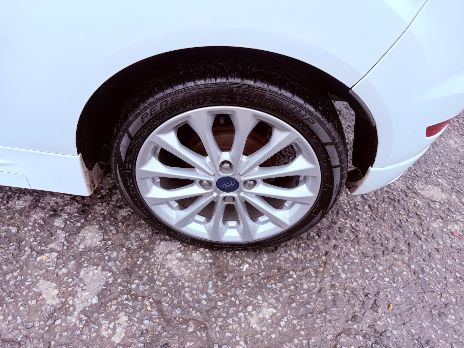 Used Ford Fiesta 2014 for sale - 76577101: Photo 12