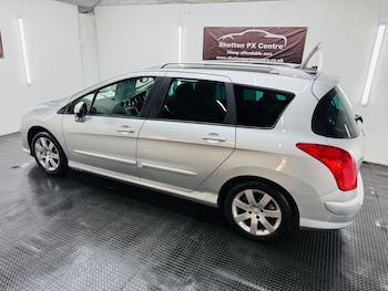 Used Peugeot 308 2010 for sale - 78251060: Photo