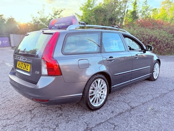 Used Volvo V50 2012 for sale - 75924538: Photo
