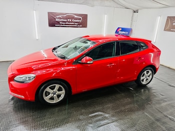 Used Volvo V40 2014 for sale - 78071090: Photo