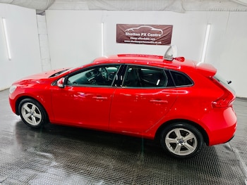 Used Volvo V40 2014 for sale - 78071090: Photo