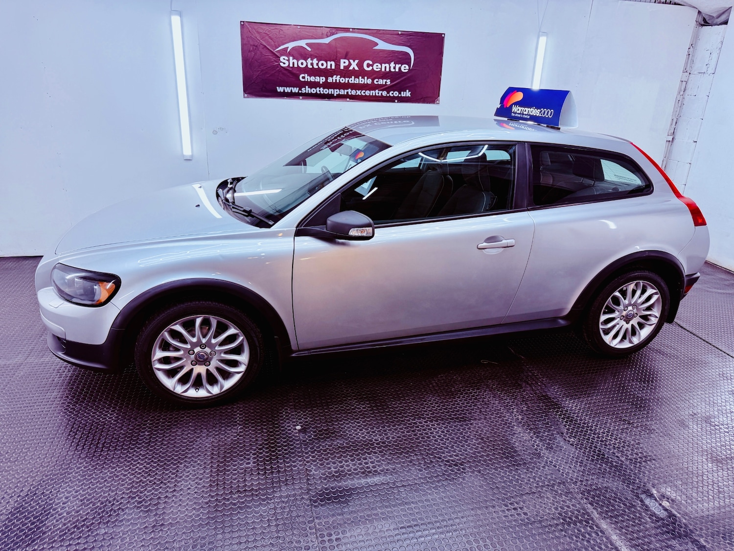 Used Volvo C30 2007 for sale - 77570130: Photo 2